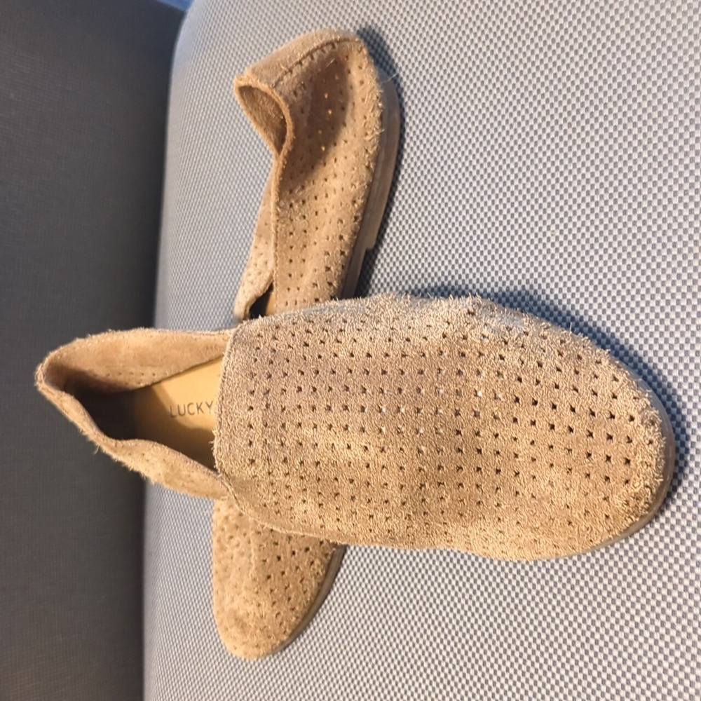 Lucky brand carthy suede loafer, size 9 tan